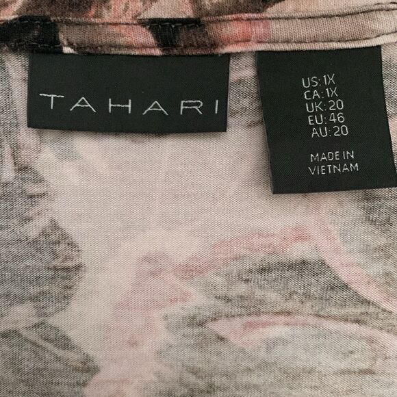 Tahari Flared Flowers Print 3/4 Sleeve Rayon Blend Top Tunic Size 1X - Picture 8 of 9